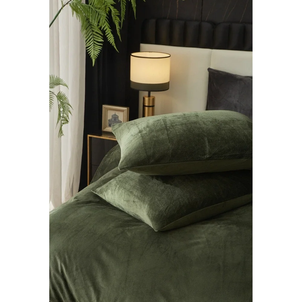 Zera Green 100% Velvet 5 piece Comforter Set Queen